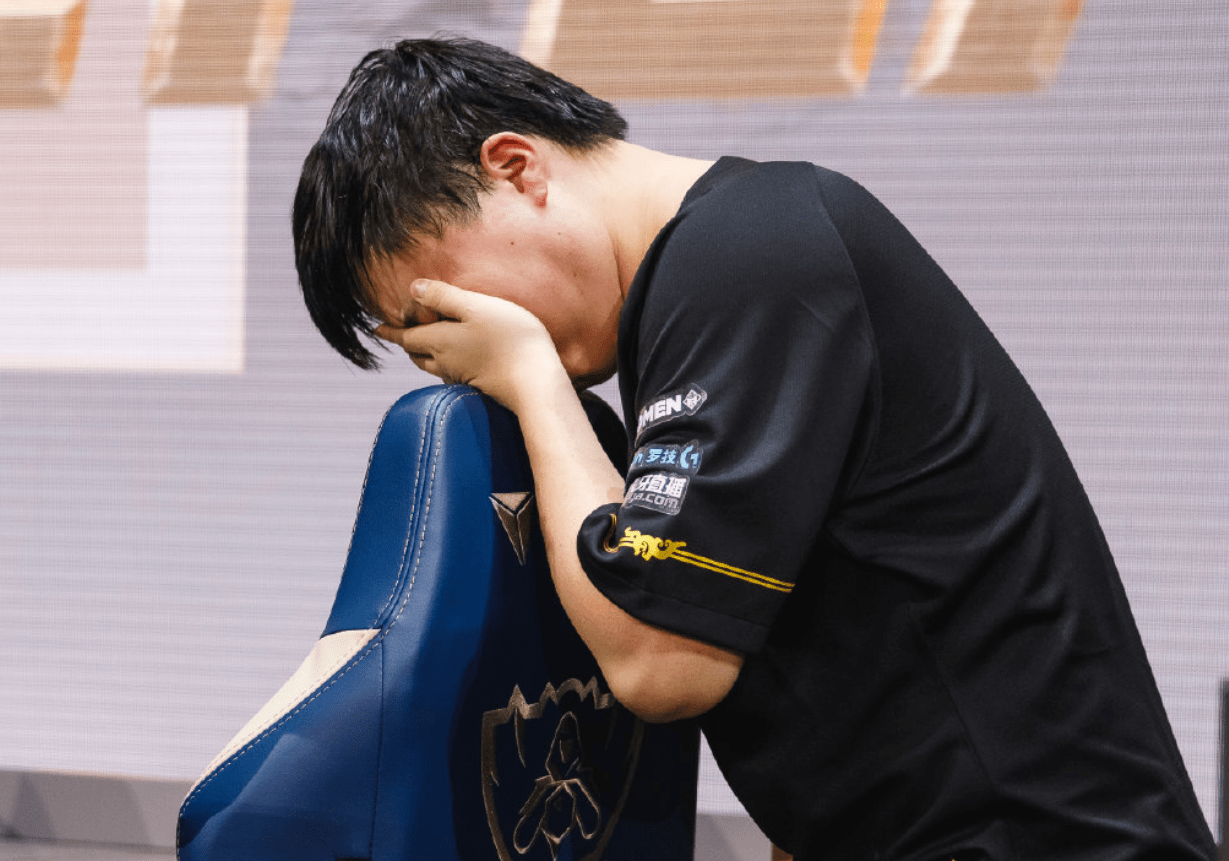 九游-关于Uzi在利物浦比赛中赛况扑朔迷离，逆转引发热议！的信息